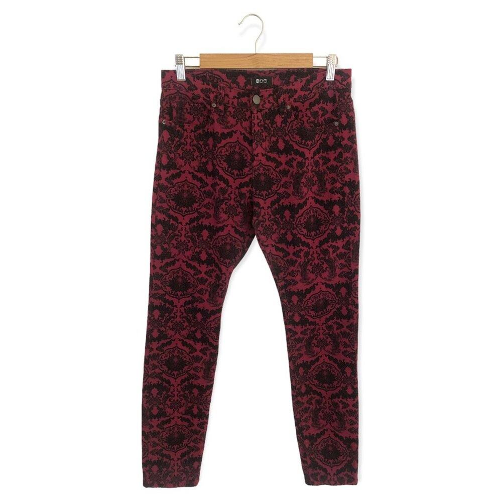 BDG Women's Highrise Cigarette Ankle Jeans Size 29 Wine Red Black Gothic Print